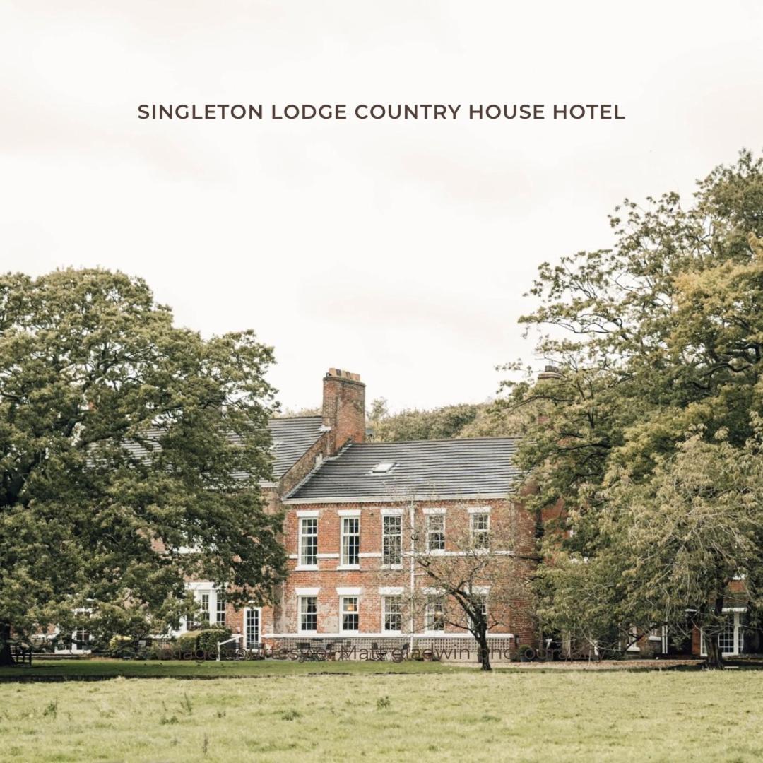 Singleton Lodge Country House Hotel Poulton-le-Fylde Buitenkant foto