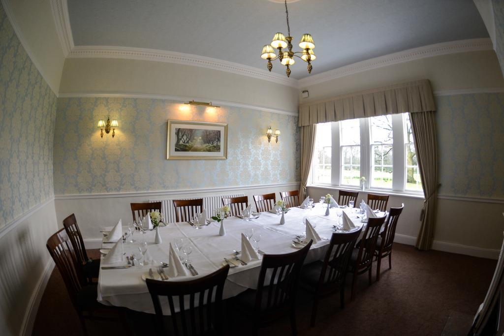 Singleton Lodge Country House Hotel Poulton-le-Fylde Buitenkant foto